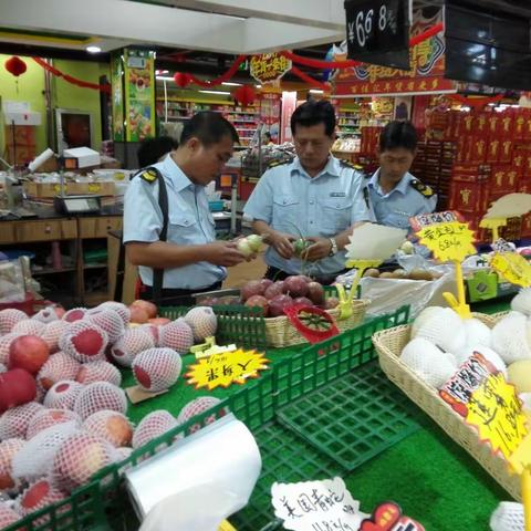 乐东县黄流食药监所年初一初二开展食品安全巡查、食品检测