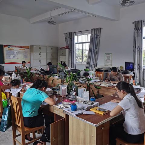 普通话诵百年伟业，规范字写时代新篇——浦北县乐民镇黄马小学普通话推广周活动