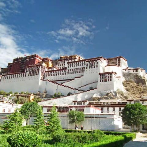 西藏之行----- 10年前用卡片式数码相机记录了行程中所见的高原风景，选择一部分与您分享！……