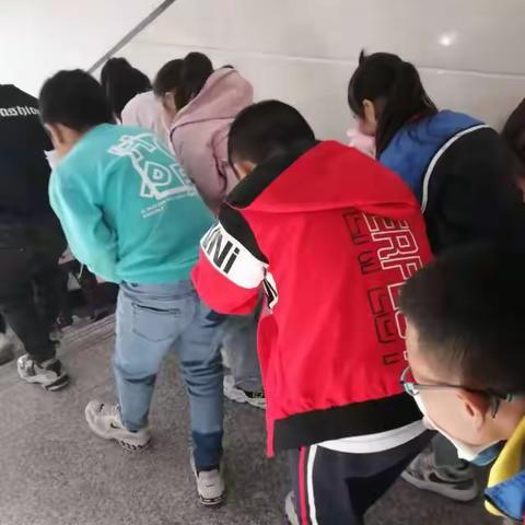 丰乐乡学校消防安全演练