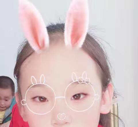 风采小明星 神墨珠心算小学员 董璧毓