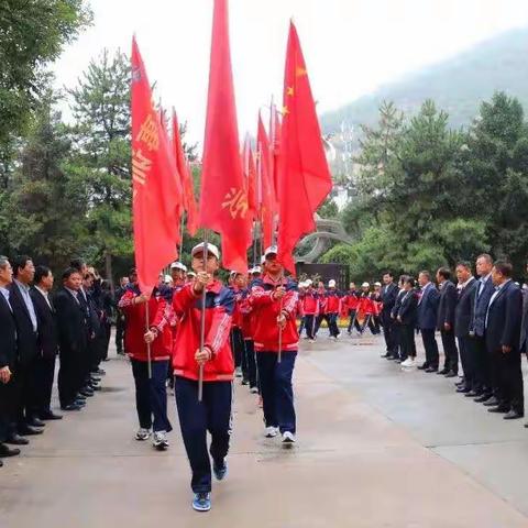 九班九班非同一般     生龙活虎稳坐擂主