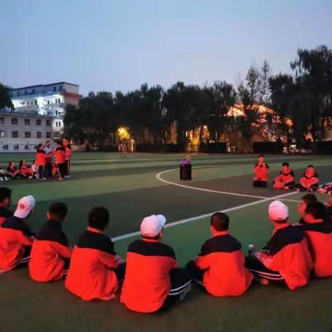 多彩课堂，多彩的少年