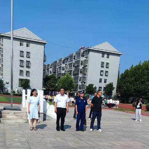 牢记历史，勿忘国耻——记龙感湖中心小学“九一八”防空应急疏散演练