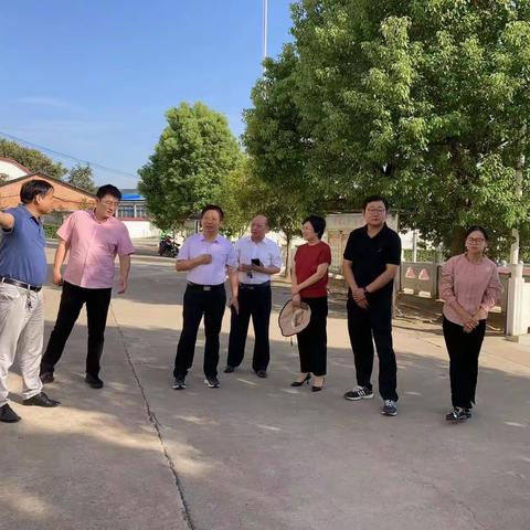 【情系教师节，慰问暖人心】——县领导莅临晏河乡开展教师节慰问活动