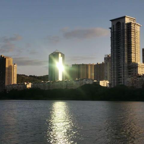 春的浓度，是春雨调节的 文：原创 图：自拍