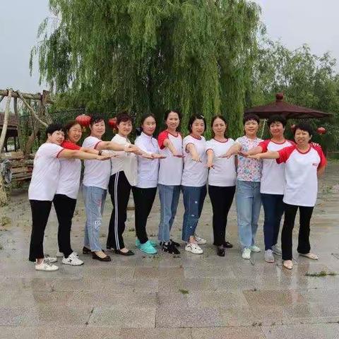 宝悠咪二组马演新美篇