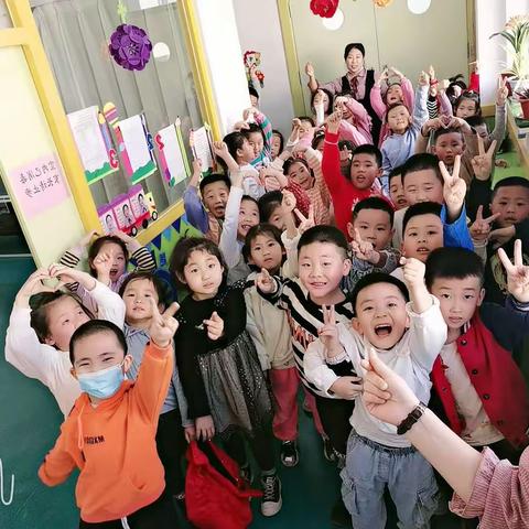 中华园幼儿园大三班精彩瞬间  关关老师   田老师  牛老师