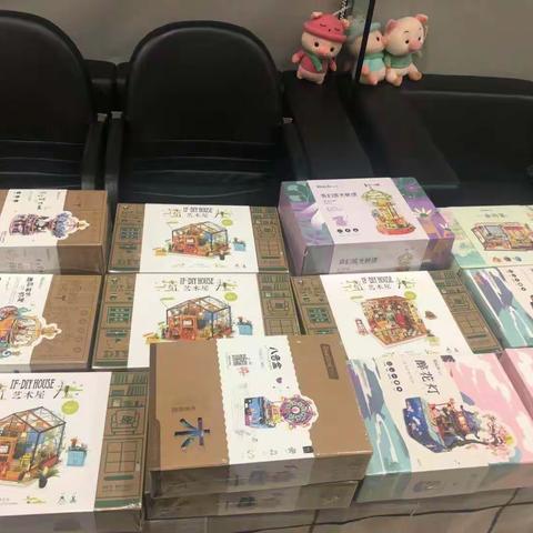 【广安门中电财支行工会开展手工制作八音盒活动】