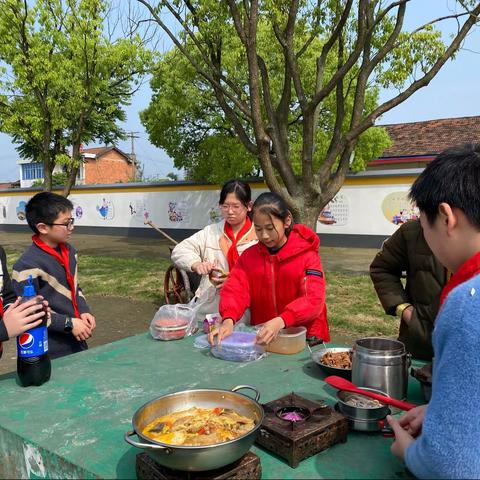 最美人间四月天，我们踏青啦！