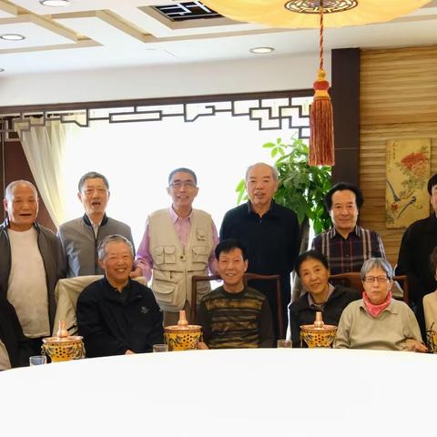 入校50年北大同学聚