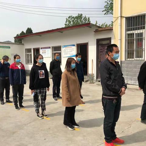 鲁山县十九中进行开学疫情防控演练