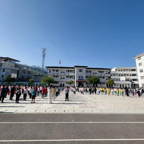 防疫不防爱，封校不封情——恩施市罗针田小学的封校生活