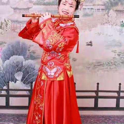 淡眉如秋水 玉肌伴清风