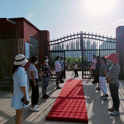 开学第一天——大屯乡炉里村小学