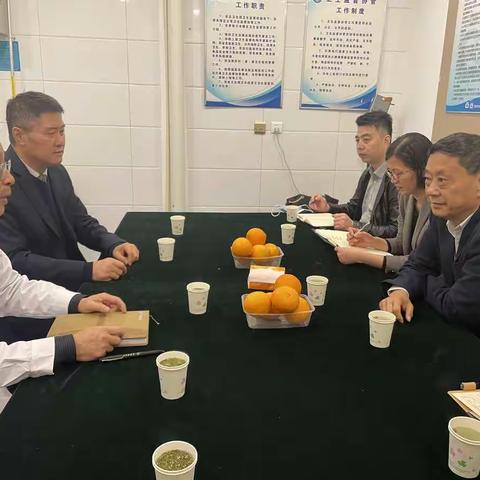 市医保局来市中区调研长护工作