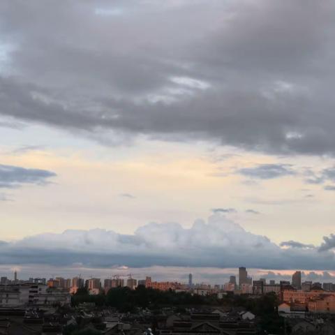 谁说扬州没山？