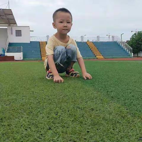 小小少年