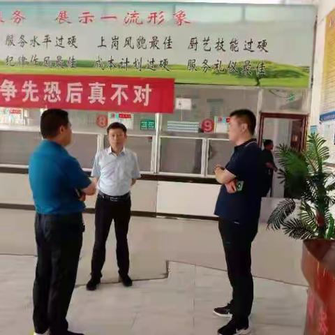 开展食品安全检查  筑牢“舌尖上的安全防线”