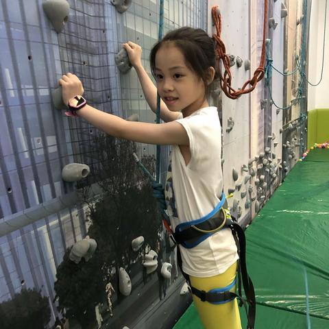 冯语茜2019年暑期活动之三                               （室内拓展训练）