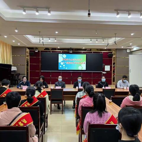 温情三八，感恩有您——罗城中心小学庆祝三八妇女节系列活动