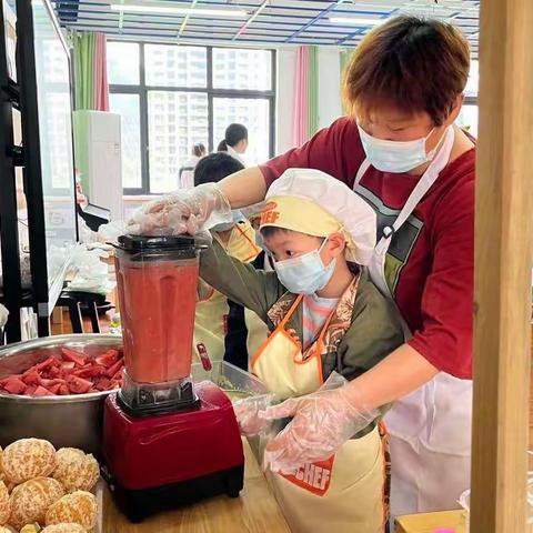 虾子镇新田坝幼儿园六一儿童节这样玩！看电影+制作美食+各式表演+闯关游戏！满足你N个愿望！