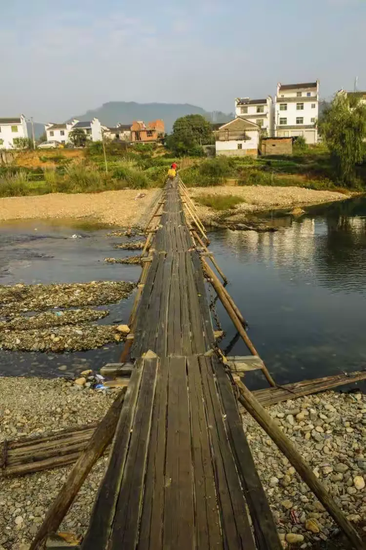 《徽州板凳桥》