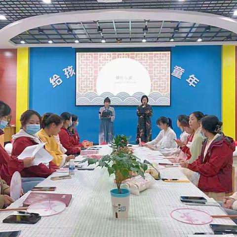 师徒结对传帮带，言传身教共成长——观二十五幼幼儿园师徒结对拜师活动