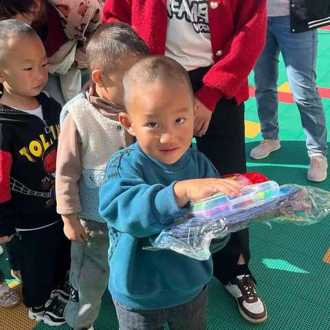 紫金乡学前教育送教活动——冬日暖阳沐人心 送教下乡传真情