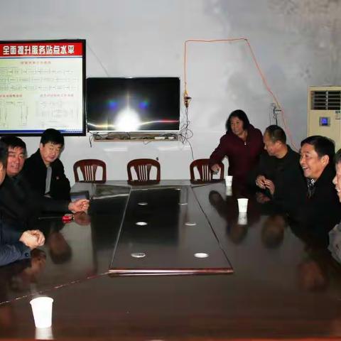 许昌市国税局领导到磨街乡马垌村座谈扶贫工作并慰问驻村第一书记