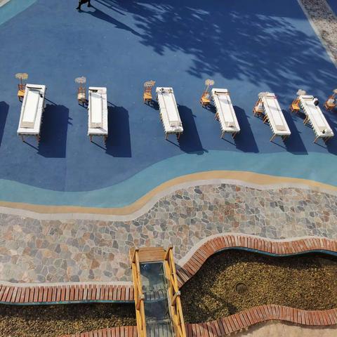 春暖花开日，金榜“题”名时——来安县示范幼儿园开展“我上小学了”百人签名活动