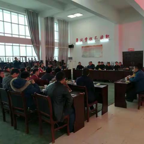 凰岗镇："共叙凰岗情，齐谋建家乡"新春团拜会。