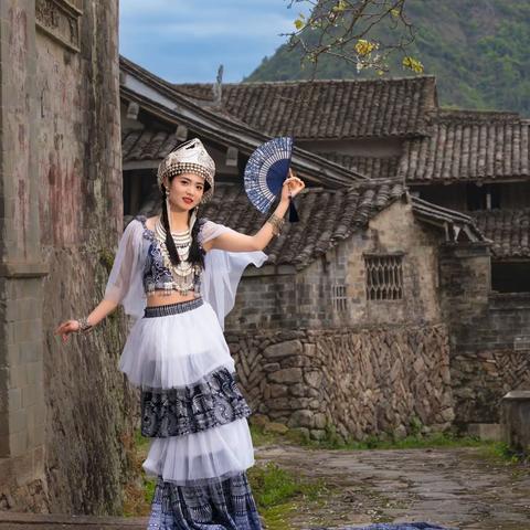 第1️⃣9️⃣0️⃣辑《影海拾贝人像组图特刊（全国优秀摄影作品选）》