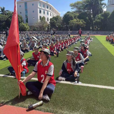 那抹“中国红”点燃了激情洋溢的青春———厦门大学附属科技中学初一2班