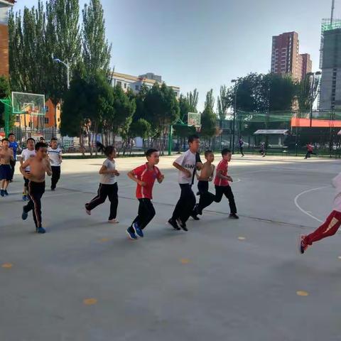 乒乒乓乓迎六一