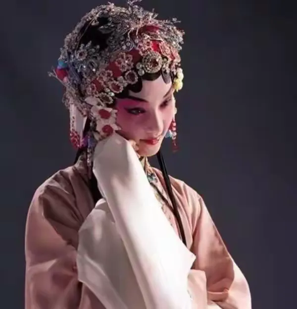 欣赏陈升的《牡丹亭外》