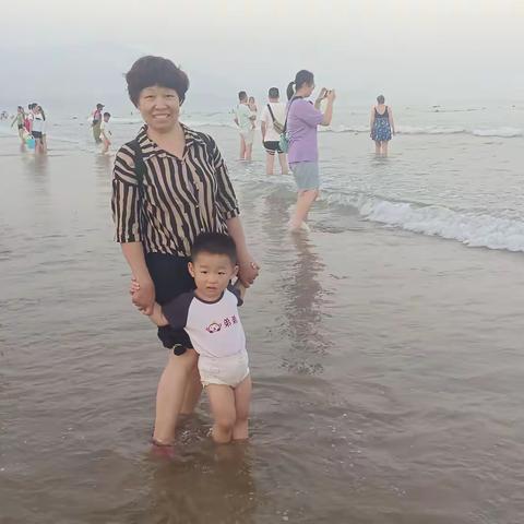 2022年7月8日石老人海水浴场