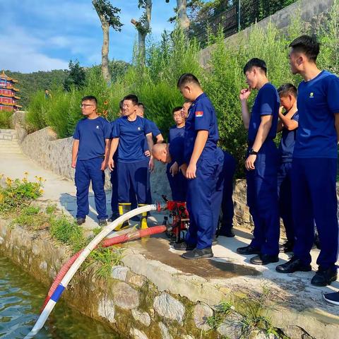 环翠大队北山路消防救援站积极检查防汛器材做好夏季防汛工作