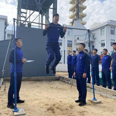 以考促训---北山路消防救援站消防救援站开展常态化体能周考核