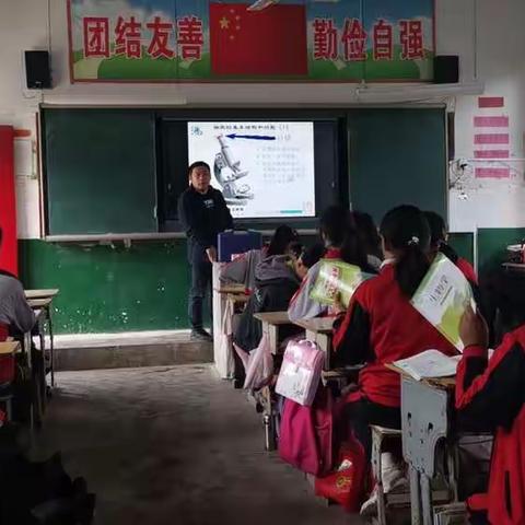 二实验中学陈留伟老师送教下乡到起台一中