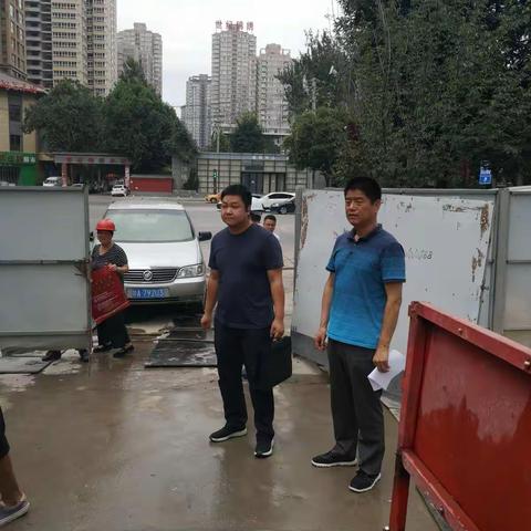 市住建局对通报工地进行督导检查
