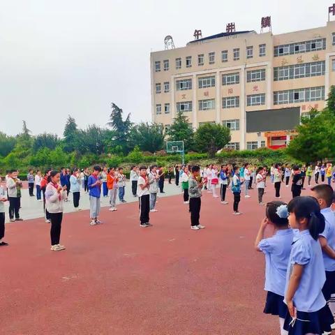 【参观小学初体验，幼小衔接促成长】——记兴坪镇中心幼儿园西山分园参观小学活动