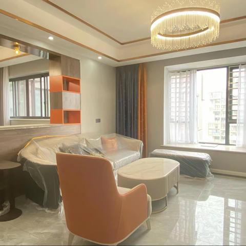 房东急售！湖滨一号 房东全新精装未住过人 3室2厅2卫带衣帽间 可做4房 产权128带2个超大阳台，只要116.8万