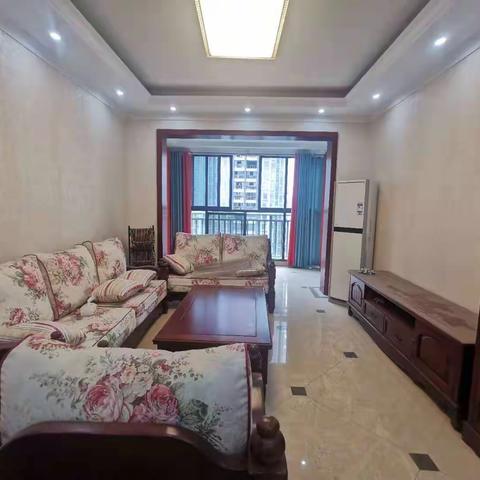 ❤️房东急售 万霖钱丰 产权115 大三房 精装 拎包入住  不带家具 有车位另算82.8万v6750v63205