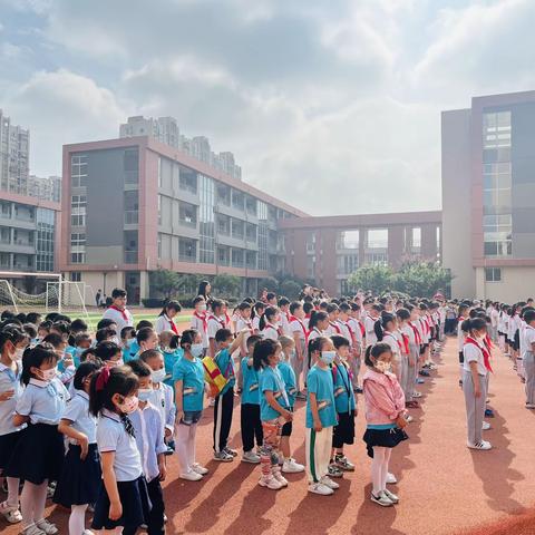 【贝瑞园】“走进小学、憧憬未来”—参观小学活动