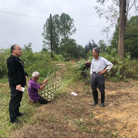 区房屋征收服务中心前往东山镇东城村在岗在位开展扶贫迎检工作