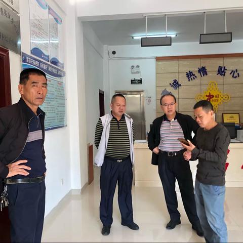 区房屋征收服务中心前往东山镇东城村在岗在位开展扶贫帮扶工作