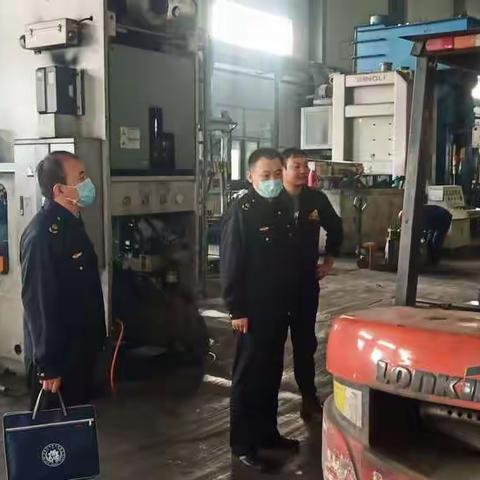 深入排查设备隐患      扎牢安全生产“篱笆”