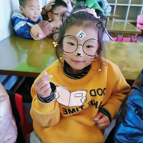 王梓菡女生宝贝的精彩瞬间