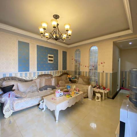 ★华陆世纪景城豪华装修，中间楼层，产权86实际110平，报价99.8万，全屋品牌家电。价格可谈，☎️6833